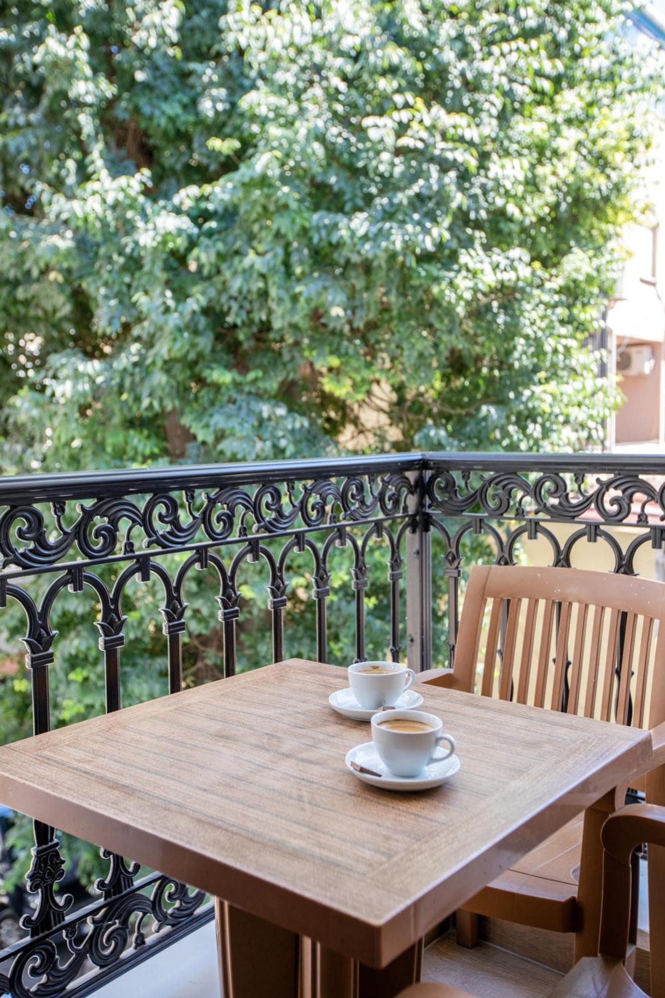 Opatija Hotel Istanboel Buitenkant foto
